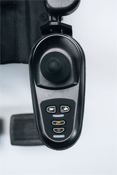Panel sterowania wózka elektrycznego z joystickiem